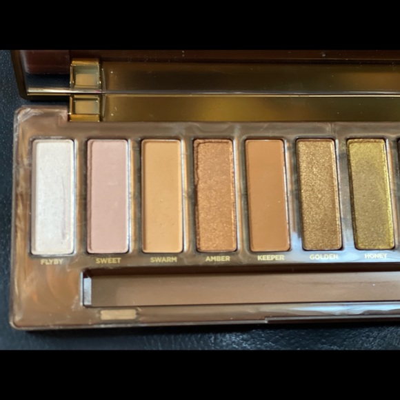 Urban Decay Naked Honey Palette - Picture 3 of 4